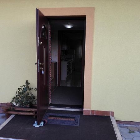 Apartman Slnecnica Poprad Eksteriør billede