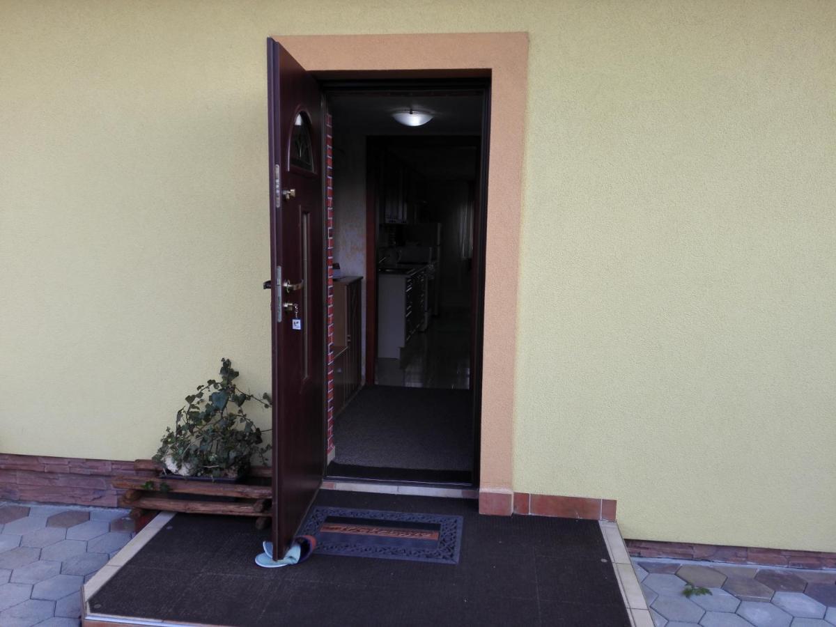 Apartman Slnecnica Poprad Eksteriør billede