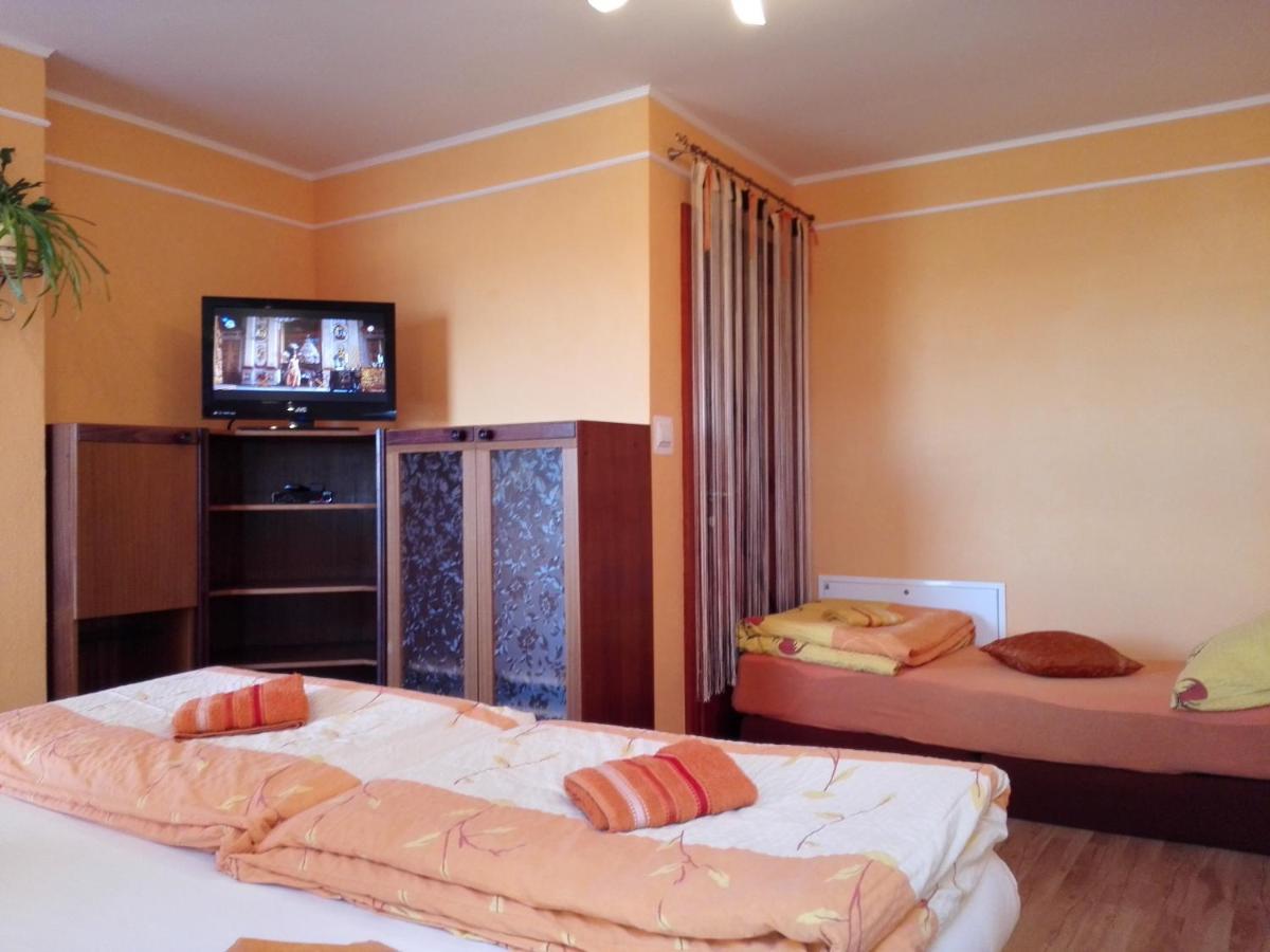 Apartman Slnecnica Poprad Eksteriør billede